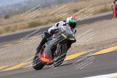 media/Sep-10-2022-SoCal Trackdays (Sat) [[a5bf35bb4a]]/Turn 11 (11am)/